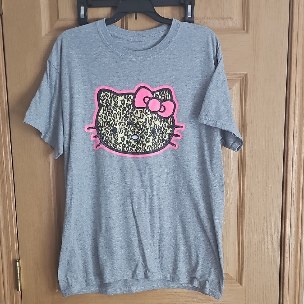 Gray Shirt with Pink and Leopard Print Design